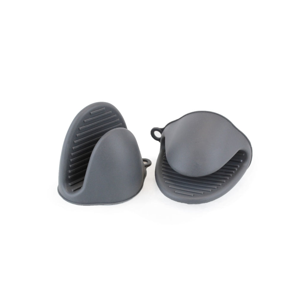 Food grade silicone oven mitts with hanging loops