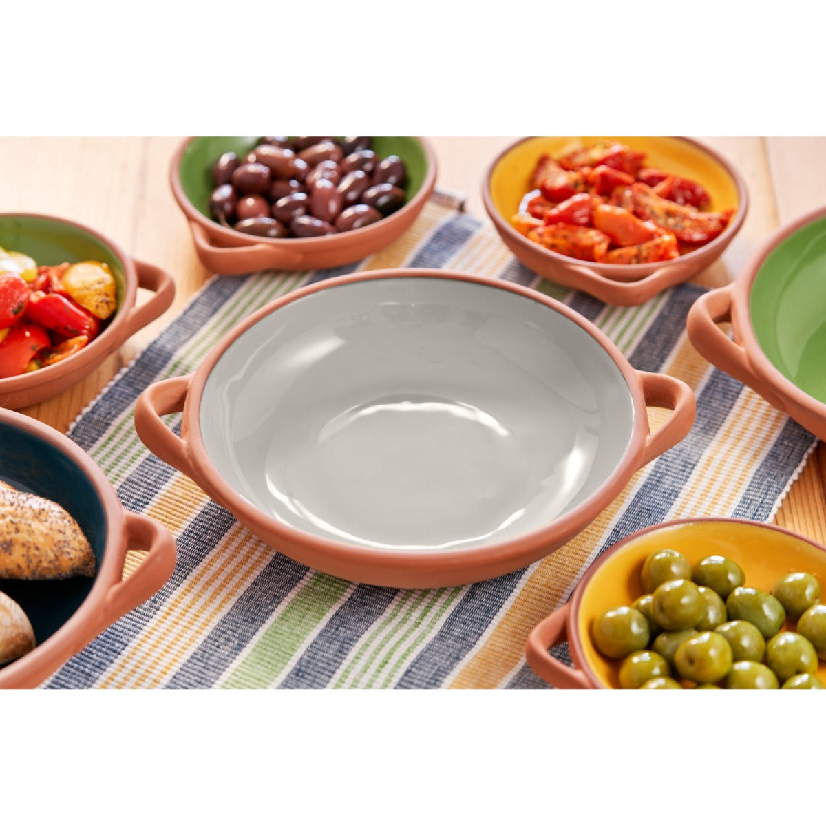 Piatto da parata in terracotta smaltata (Molaroni, Pesaro, inizio del XX secolo) - Asta La collezione di Piatto da parata in terracotta smaltata (Molaroni, Pesaro, inizio del XX secolo) - Asta La collezione di