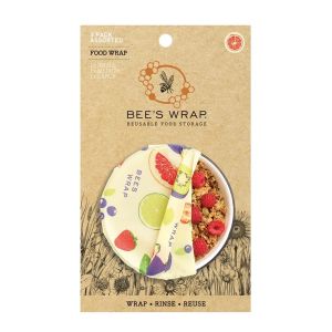 Set of 3 beeswax food wraps of assorted sizes, featuring a fresh fruit print.